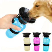 Tragbare Hunde-Wasserflasche mit Quetschspender